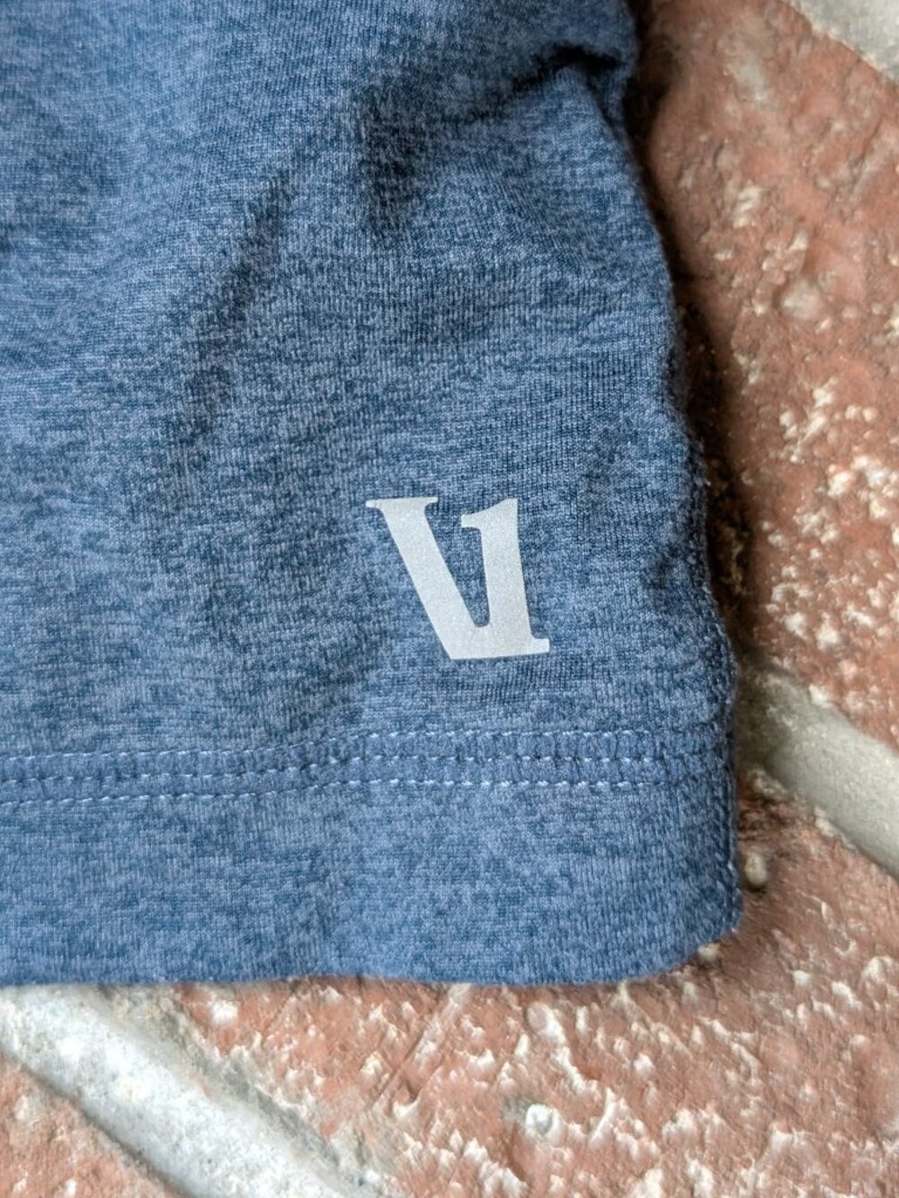 Vuori Men's Ponto Performance Short 7" Indigo Heather - Picture 7 of 11
